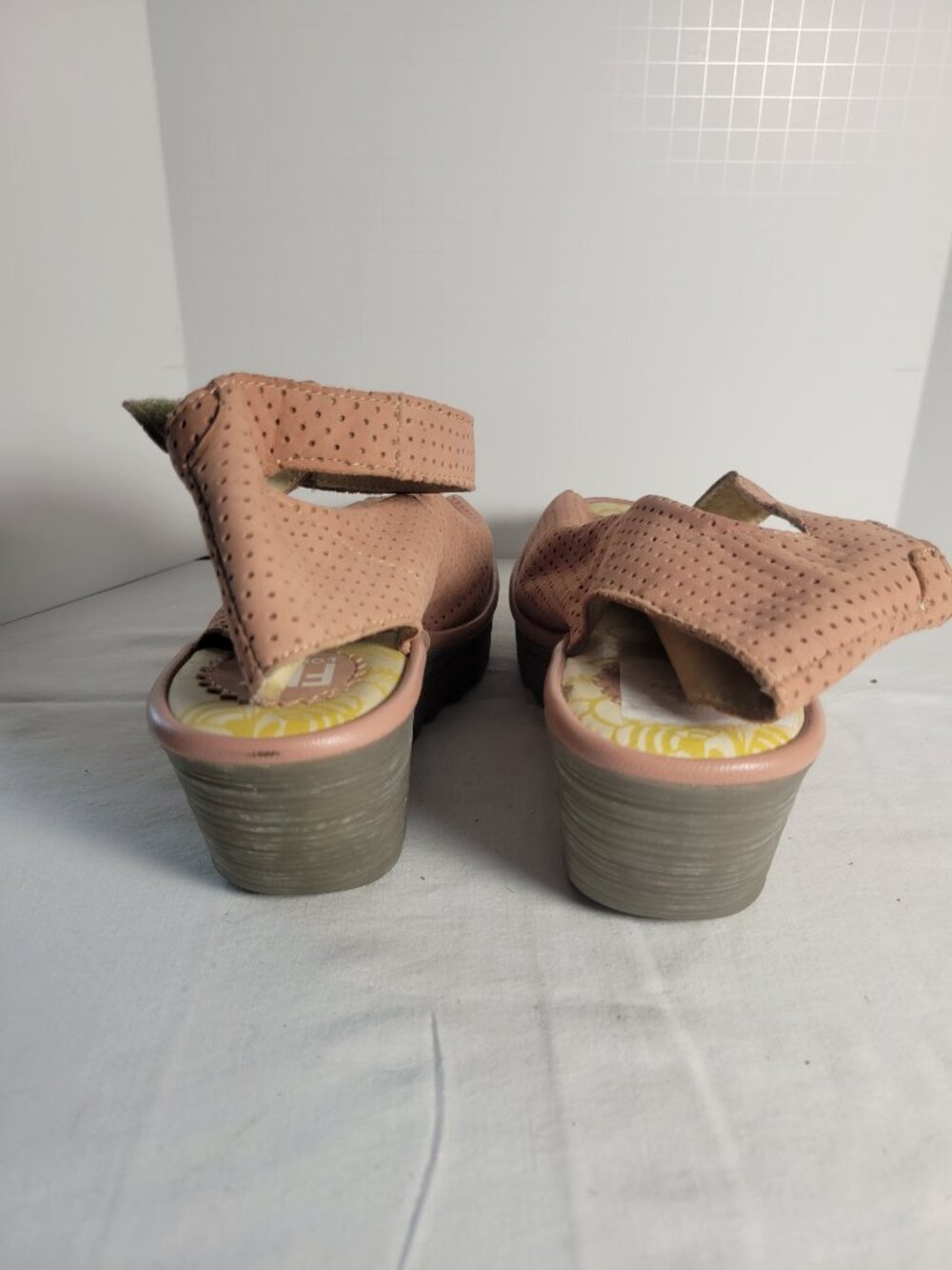 FLY London Yake Pink Perforated Leather Wedge Sandals EU 40 (~US 9) - Picture 13 of 16